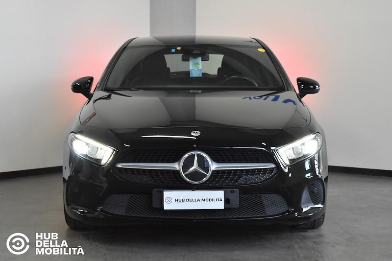 MERCEDES-BENZ A 180 d Automatic Business Extra